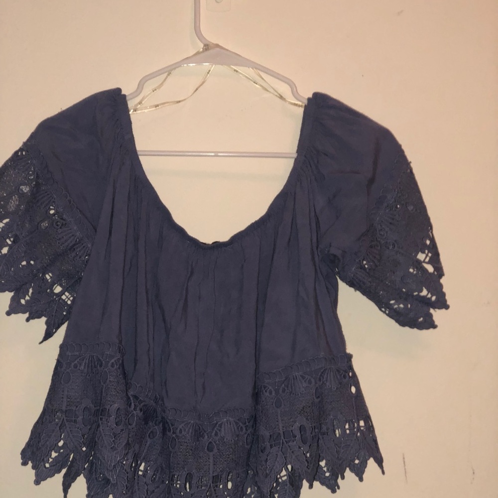 Cute blue crop top